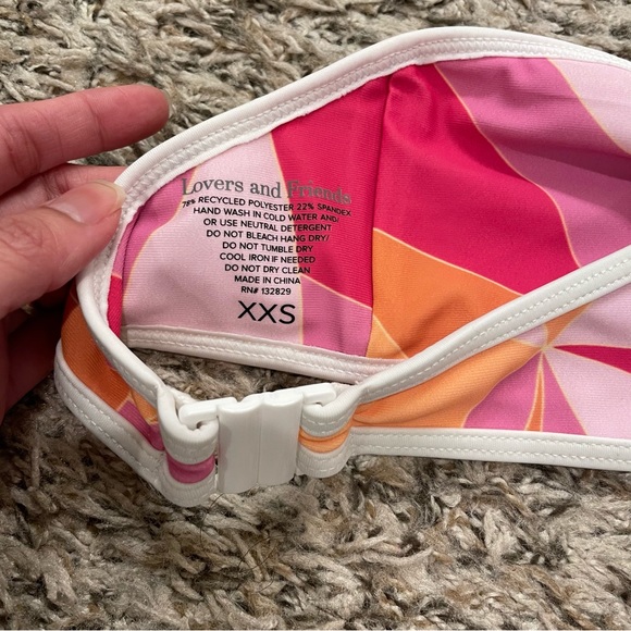 Lovers + Friends Sweet Life Top in Fuchsia Geo XXS - Picture 13 of 14